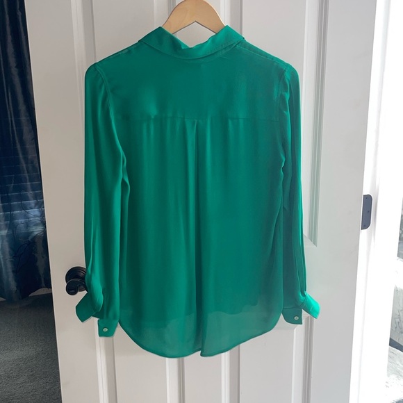 L’Agence Dani 100% Silk Button Down Shirt in Kelly Green Women's Top Size XS - Picture 8 of 8
